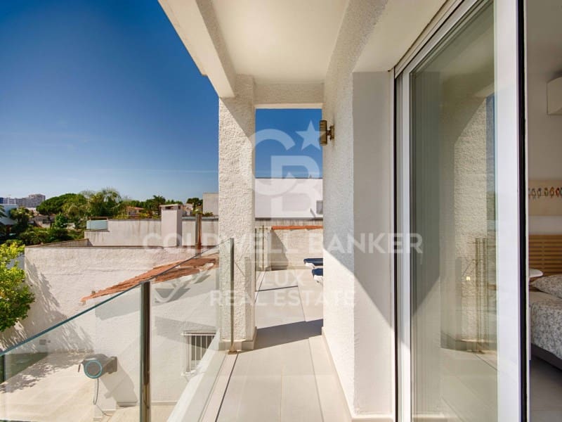 3 bedroom Villa for sale in Empuriabrava with pool garage - € 990,000 (Ref: 7700970)