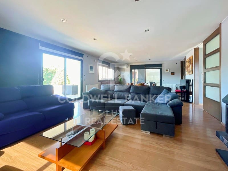 6 bedroom Villa for sale in Peralada with pool - € 1,365,000 (Ref: 7772540)