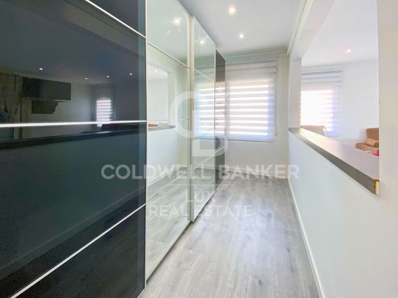 4 chambre Villa/Maison à vendre à Empuriabrava avec piscine garage - 1 950 000 € (Ref: 7776868)