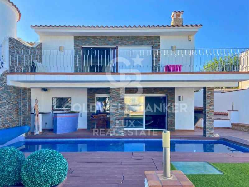 4 chambre Villa/Maison à vendre à Empuriabrava avec piscine garage - 1 950 000 € (Ref: 7776868)