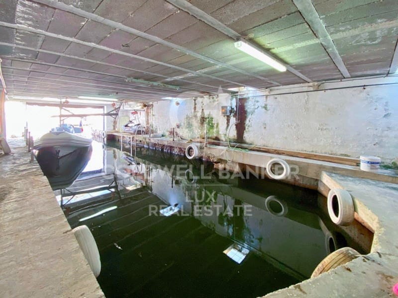 4 chambre Villa/Maison à vendre à Empuriabrava avec piscine garage - 1 950 000 € (Ref: 7776868)