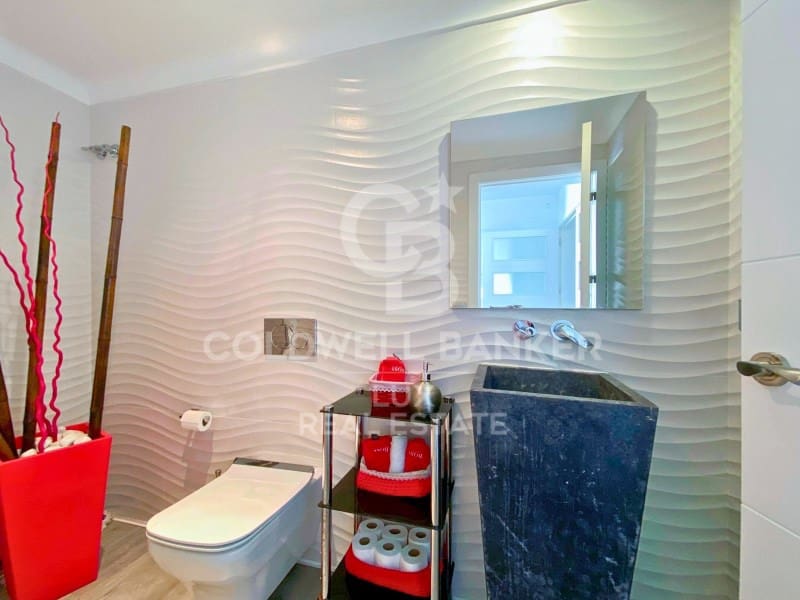 4 chambre Villa/Maison à vendre à Empuriabrava avec piscine garage - 1 950 000 € (Ref: 7776868)