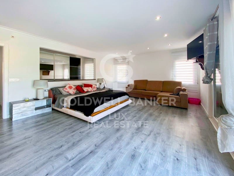 4 chambre Villa/Maison à vendre à Empuriabrava avec piscine garage - 1 950 000 € (Ref: 7776868)