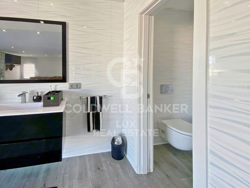 4 chambre Villa/Maison à vendre à Empuriabrava avec piscine garage - 1 950 000 € (Ref: 7776868)