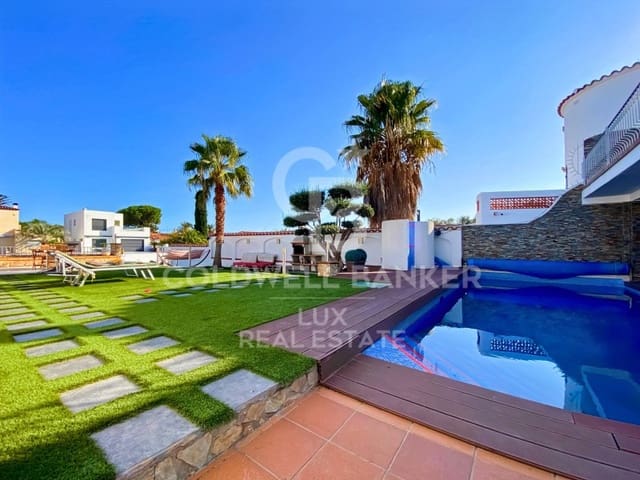 4 chambre Villa/Maison à vendre à Empuriabrava, Castelló d'Empúries avec piscine garage - 1 950 000 € (Ref: 7776868)