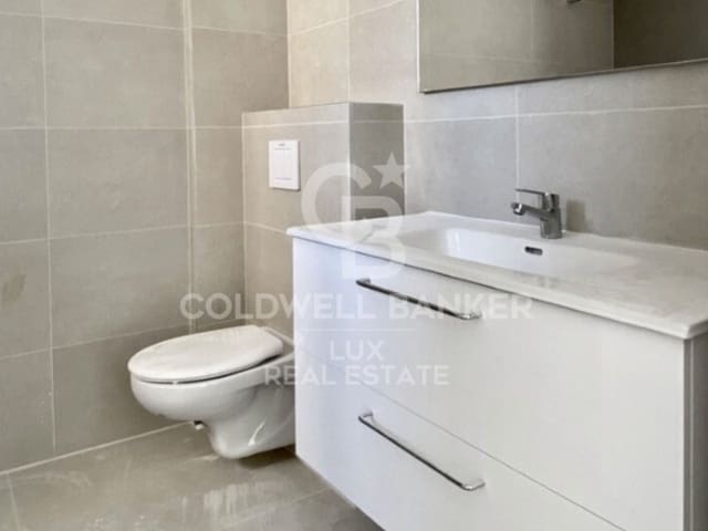 4 slaapkamer Halfvrijstaande villa te koop in Empuriabrava, Castelló d'Empúries met zwembad - € 795.000 (Ref: 7839995)