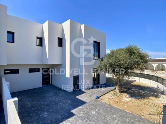 4 slaapkamer Halfvrijstaande villa te koop in Empuriabrava, Castelló d'Empúries met zwembad - € 795.000 (Ref: 7839995)