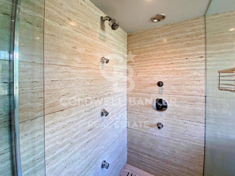 4 sovrum Villa till salu i Figueres med pool garage - 1 190 000 € (Ref: 7887412)