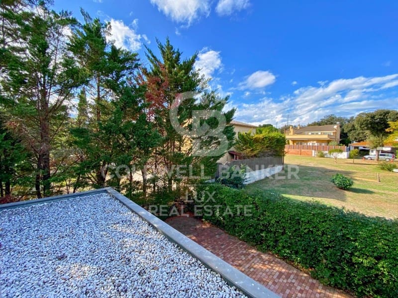 4 sovrum Villa till salu i Figueres med pool garage - 1 190 000 € (Ref: 7887412)