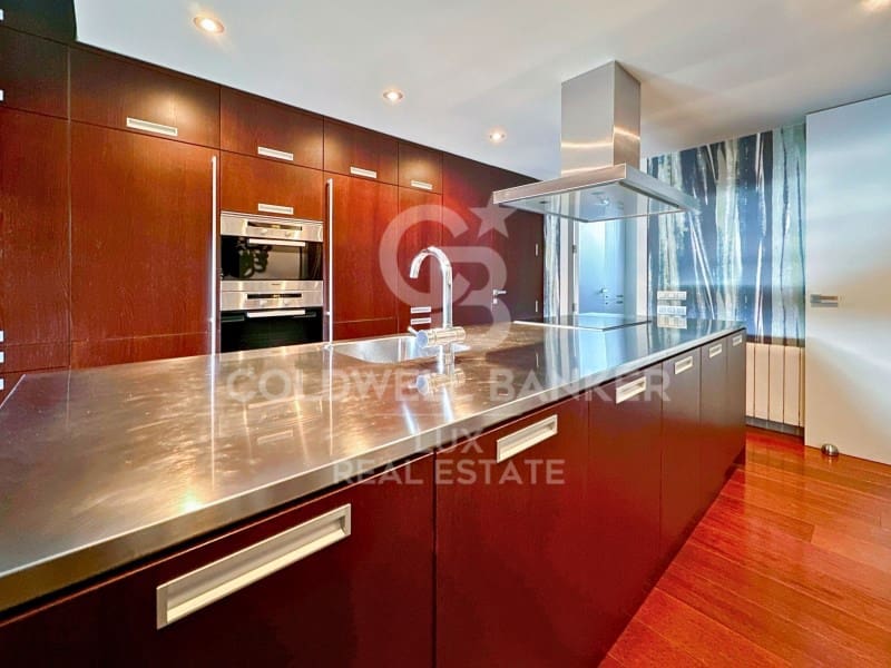 4 sovrum Villa till salu i Figueres med pool garage - 1 190 000 € (Ref: 7887412)