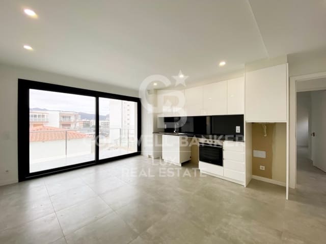 2 bedroom Apartment for sale in Santa Margarida, Roses - € 345,000 (Ref: 7927590)