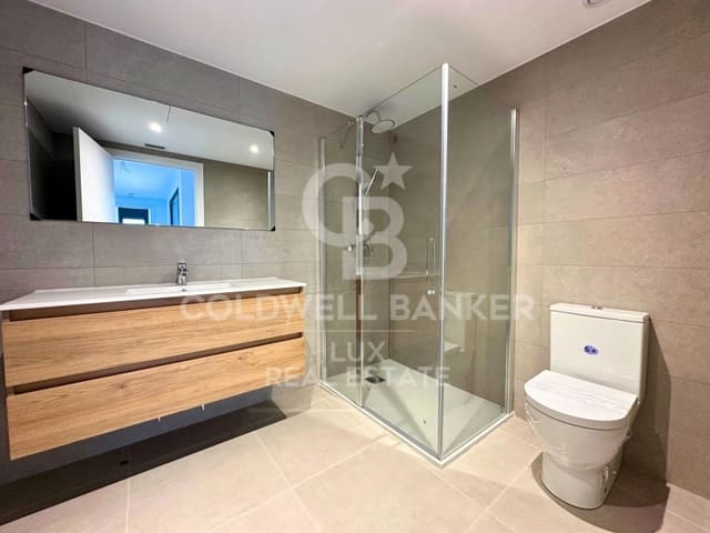 5 bedroom Villa for sale in Llançà with pool garage - € 1,275,000 (Ref: 7992038)