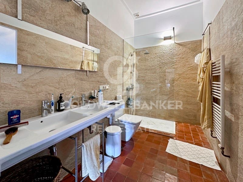 6 soveværelse Finca/Landehus til salg i Garrigas med swimmingpool - € 1.790.000 (Ref: 8016889)