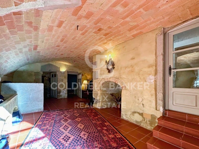 6 soveværelse Finca/Landehus til salg i Garrigas med swimmingpool - € 1.790.000 (Ref: 8016889)