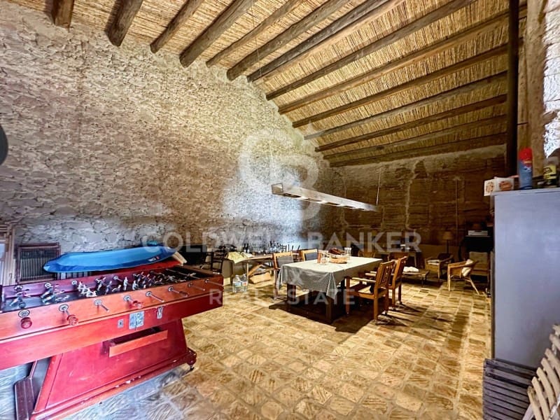 6 soveværelse Finca/Landehus til salg i Garrigas med swimmingpool - € 1.790.000 (Ref: 8016889)