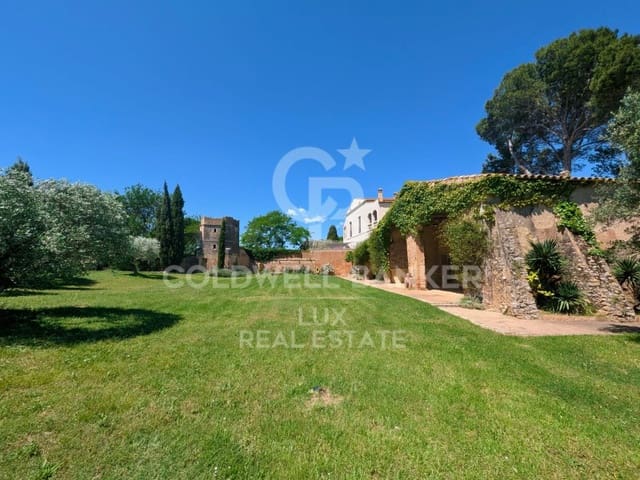 6 sovrum Finca/Hus på landet till salu i Garrigàs med pool - 1 790 000 € (Ref: 8016889)