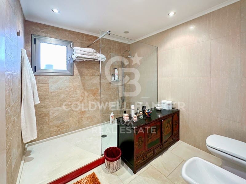 5 soveværelse Villa til salg i Vilajuiga med swimmingpool garage - € 890.000 (Ref: 8047577)