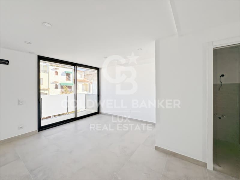 3 chambre Villa/Maison à vendre à Empuriabrava avec garage - 585 000 € (Ref: 8097142)