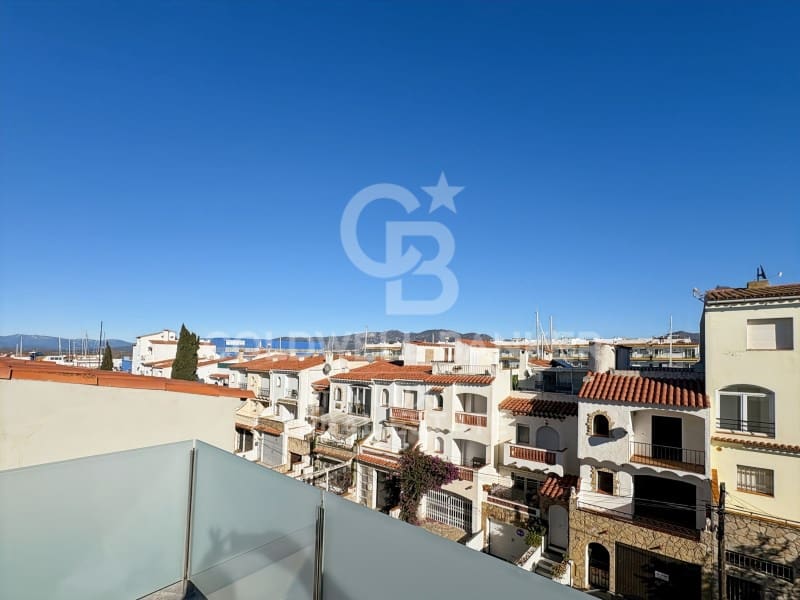 3 chambre Villa/Maison à vendre à Empuriabrava avec garage - 585 000 € (Ref: 8097142)