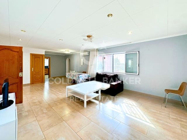 3 soverom Villa til salgs i Garriguella med svømmebasseng - € 320 000 (Ref: 8148320)