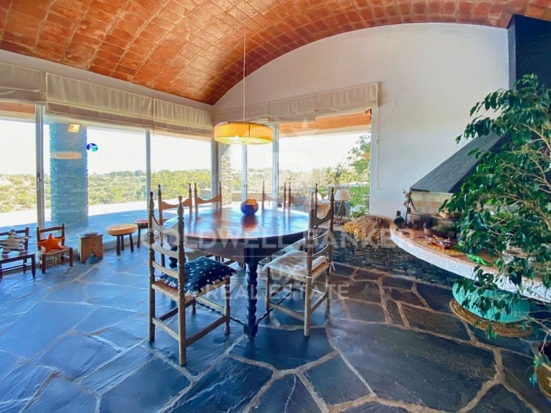 12 sypialnia Willa na sprzedaż w Cadaques z garażem - 9 000 000 € (Ref: 8165994)