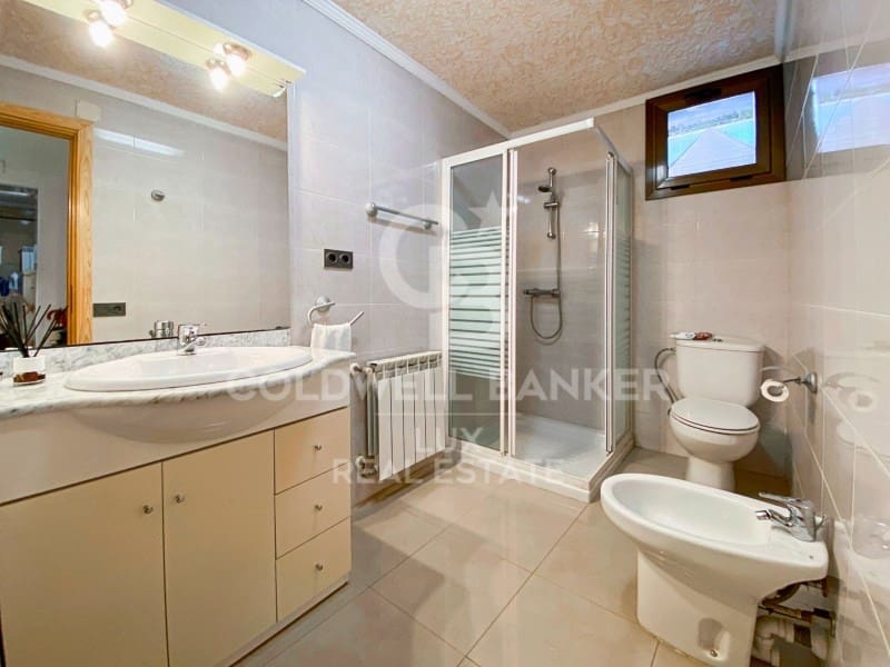 4 soverom Villa til salgs i Roses med garasje - € 367 500 (Ref: 8238928)