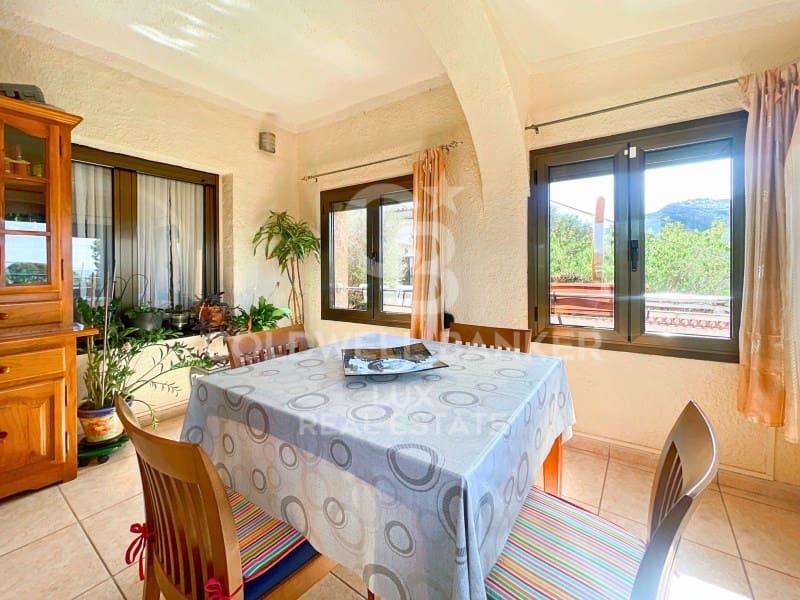 4 soverom Villa til salgs i Roses med garasje - € 367 500 (Ref: 8238928)