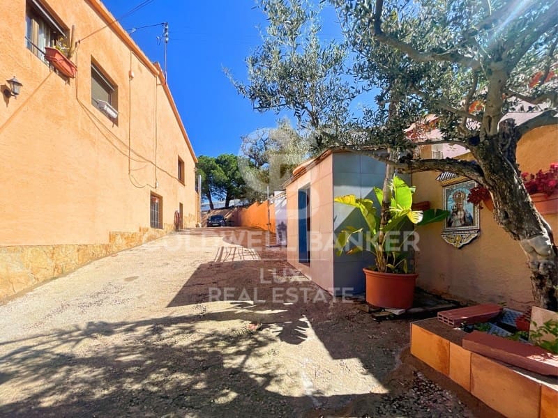 4 soverom Villa til salgs i Roses med garasje - € 367 500 (Ref: 8238928)