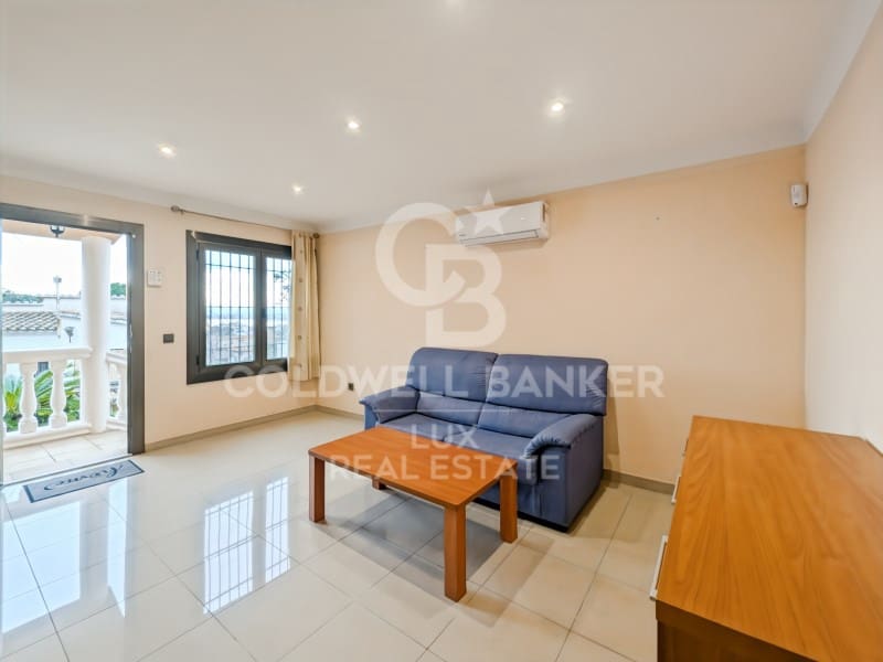 4 soverom Villa til salgs i Roses med garasje - € 367 500 (Ref: 8238928)