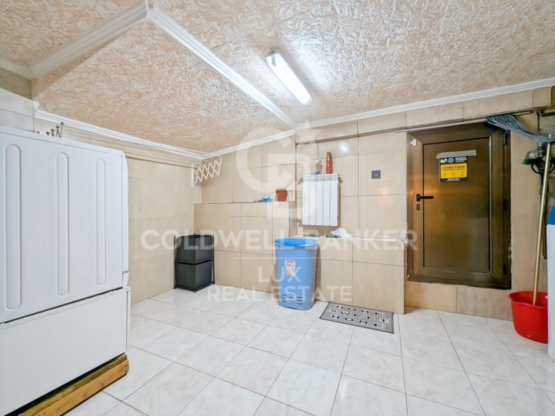 4 soverom Villa til salgs i Roses med garasje - € 367 500 (Ref: 8238928)