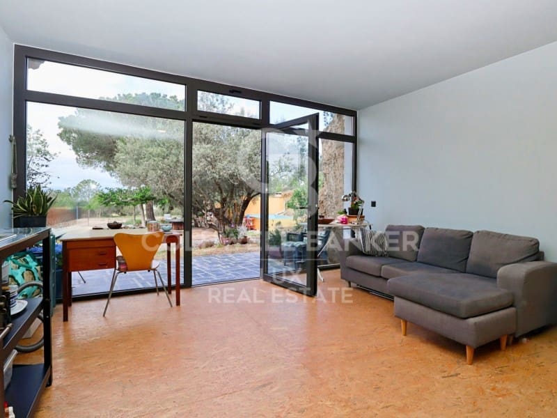 3 slaapkamer Finca/Landhuis te koop in Peralada - € 325.000 (Ref: 8245695)