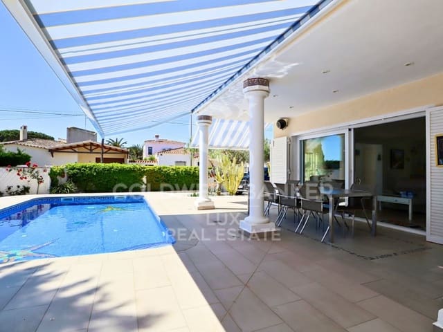 5 Zimmer Villa zu verkaufen in Empuriabrava, Castelló d'Empúries mit Pool Garage - 799.000 € (Ref: 8247516)