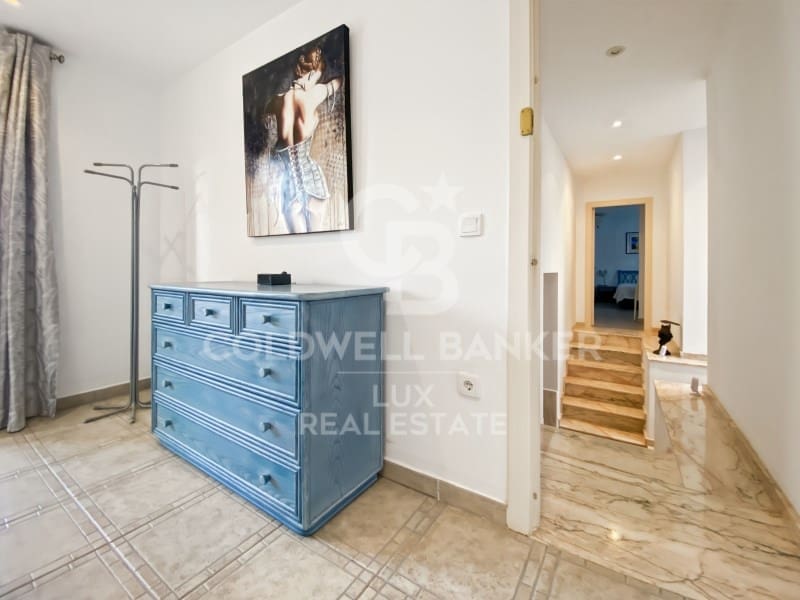 5 bedroom Villa for sale in Empuriabrava with pool garage - € 749,000 (Ref: 8247516)