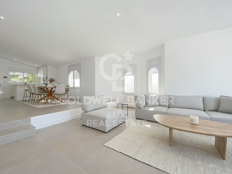 3 bedroom Villa for sale in Empuriabrava with pool garage - € 1,050,000 (Ref: 8256427)