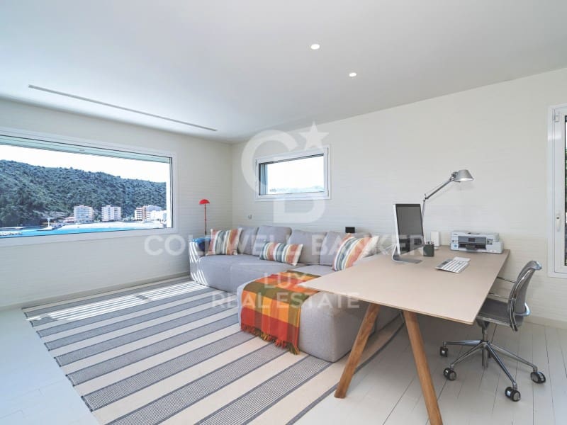 5 soveværelse Villa til salg i Colera med swimmingpool garage - € 2.950.000 (Ref: 8268030)