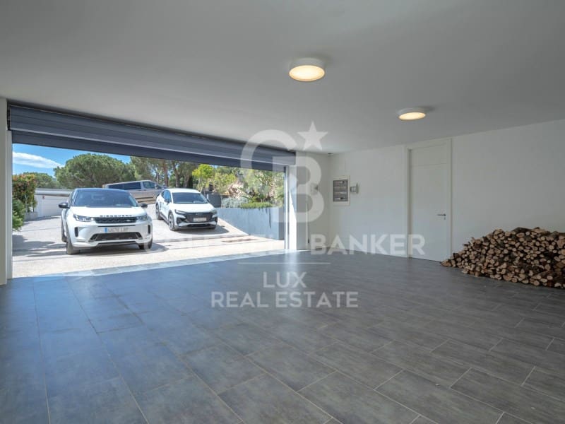 5 soveværelse Villa til salg i Colera med swimmingpool garage - € 2.950.000 (Ref: 8268030)