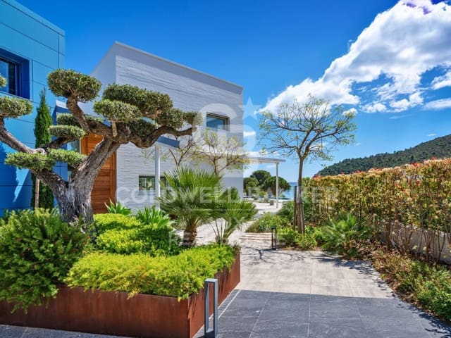 5 sovrum Villa till salu i Colera med pool garage - 2 950 000 € (Ref: 8268030)