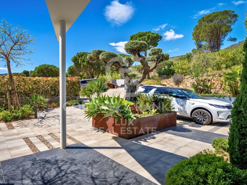 5 soveværelse Villa til salg i Colera med swimmingpool garage - € 2.950.000 (Ref: 8268030)