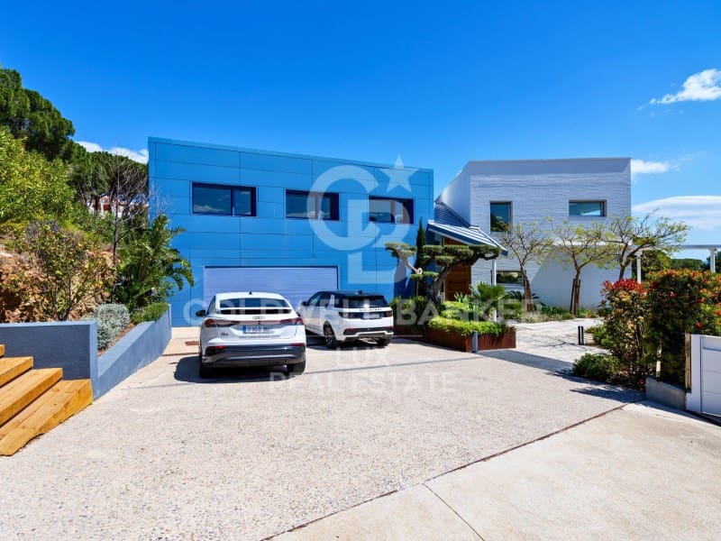 5 soveværelse Villa til salg i Colera med swimmingpool garage - € 2.950.000 (Ref: 8268030)