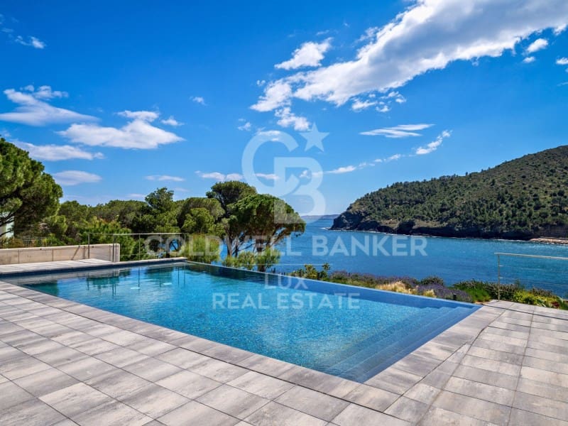 5 soveværelse Villa til salg i Colera med swimmingpool garage - € 2.950.000 (Ref: 8268030)