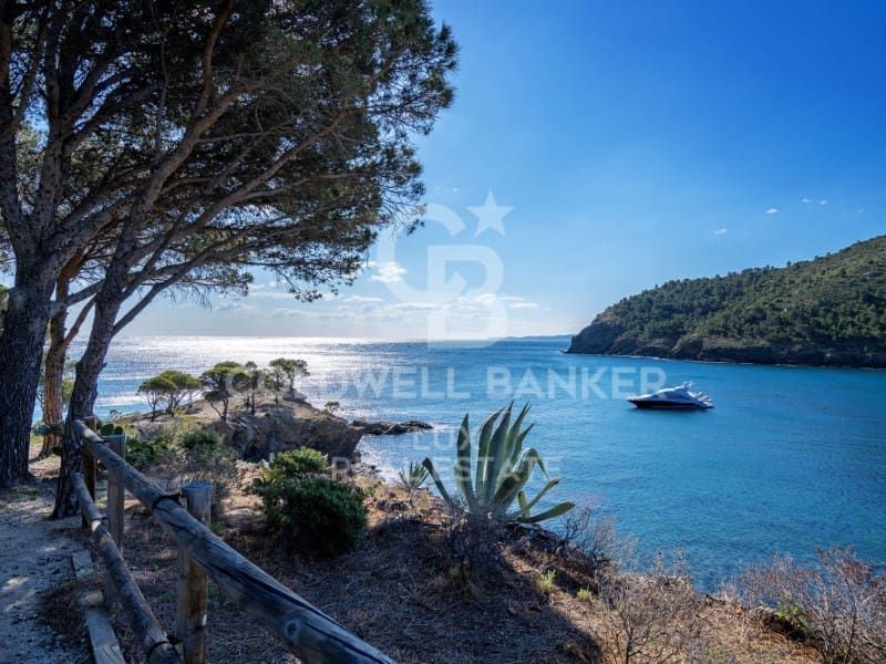 5 soveværelse Villa til salg i Colera med swimmingpool garage - € 2.950.000 (Ref: 8268030)