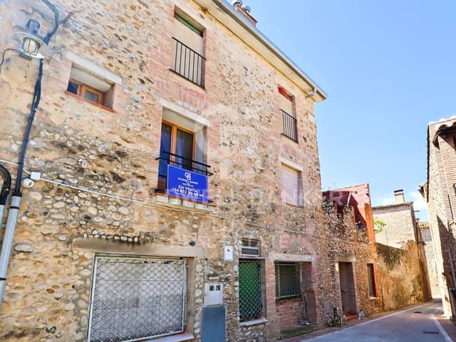 6 soveværelse Finca/Landehus til salg i Pontós med garage - € 649.000 (Ref: 8302130)