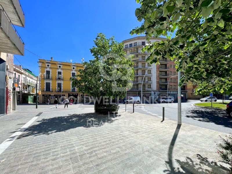 Erhverv til salg i Figueres - € 349.000 (Ref: 8327594)