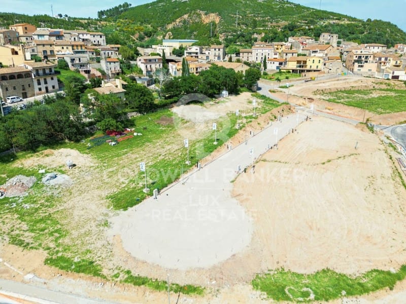 Byggetomt til salgs i Biure - € 560 000 (Ref: 8363410)