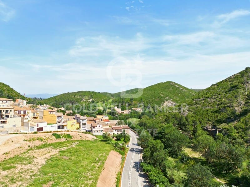 Byggetomt til salgs i Biure - € 560 000 (Ref: 8363410)