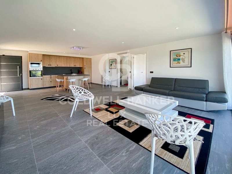 4 slaapkamer Villa te koop in Llanca met zwembad garage - € 2.110.000 (Ref: 8411799)