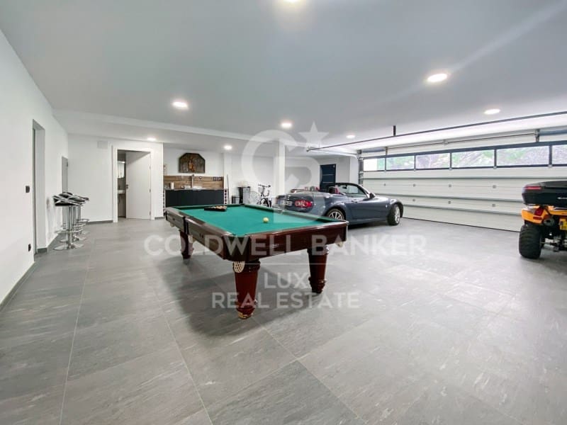 4 slaapkamer Villa te koop in Llanca met zwembad garage - € 2.110.000 (Ref: 8411799)