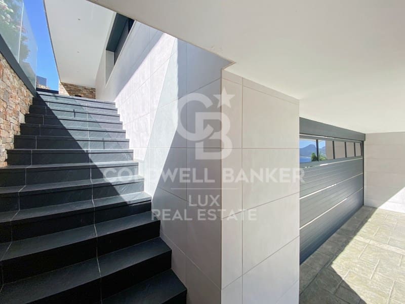 4 slaapkamer Villa te koop in Llanca met zwembad garage - € 2.110.000 (Ref: 8411799)