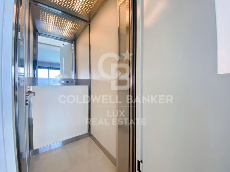 4 slaapkamer Villa te koop in Llanca met zwembad garage - € 2.110.000 (Ref: 8411799)