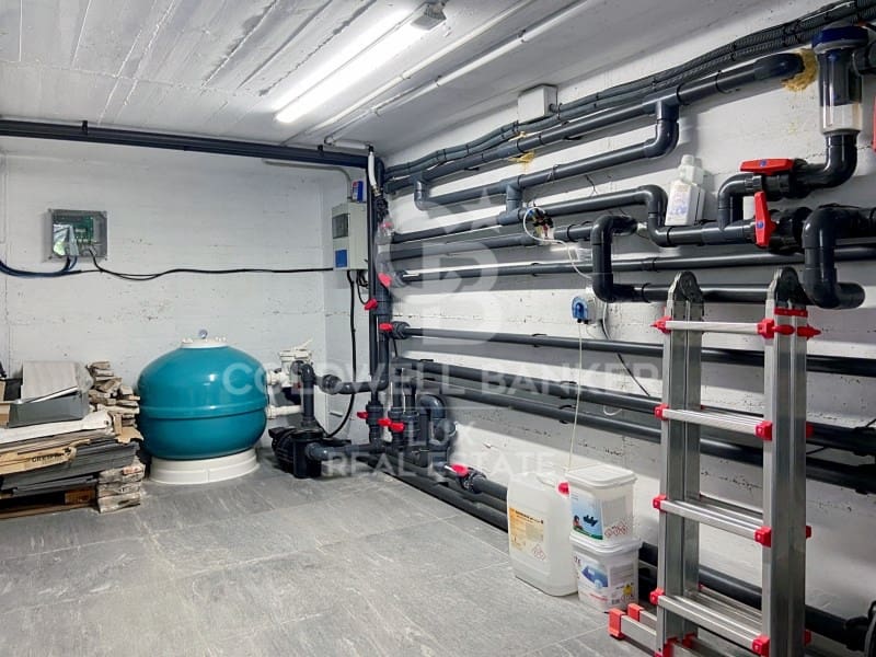 4 slaapkamer Villa te koop in Llanca met zwembad garage - € 2.110.000 (Ref: 8411799)